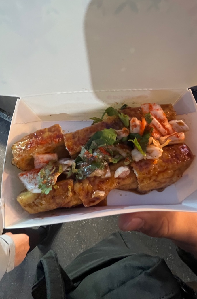 紅鼎手工臭豆腐