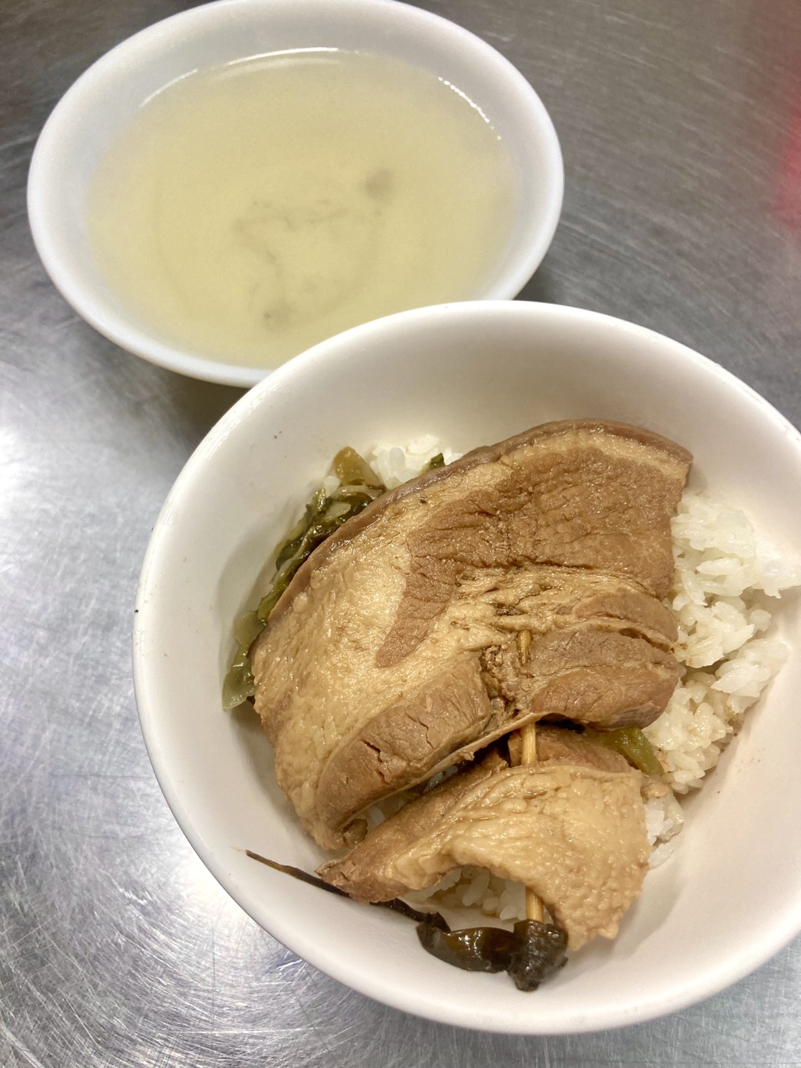 莊排骨飯創始店