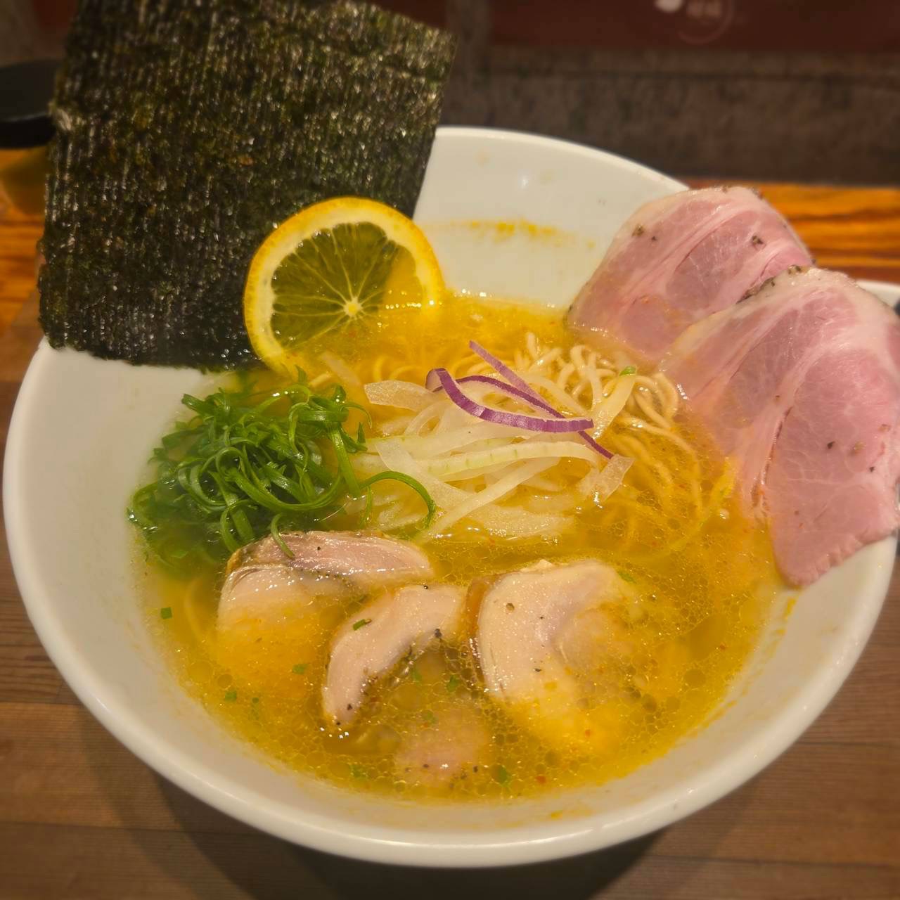 柑橘拉麵 Shinn
