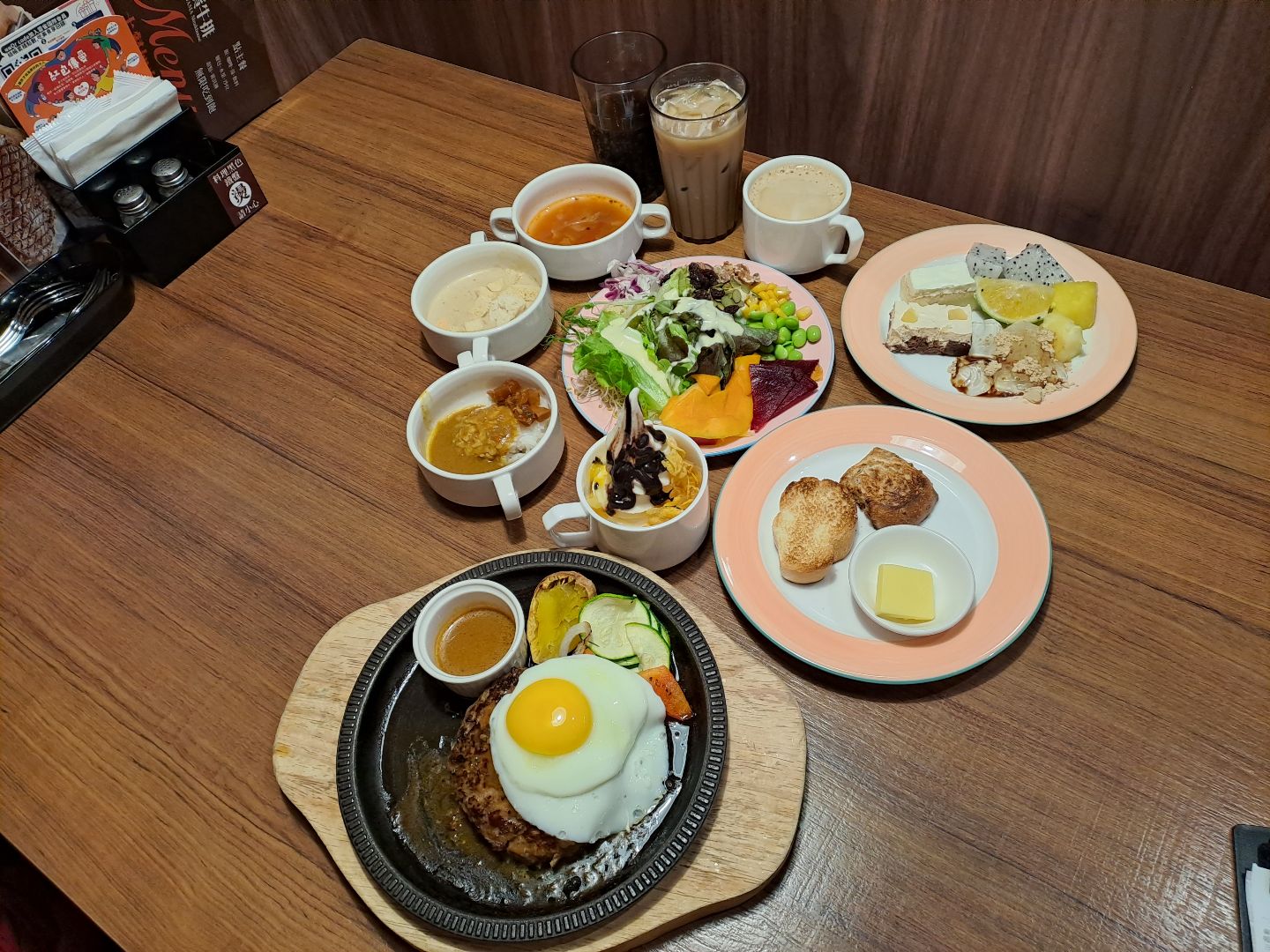 橫濱牛排LaLaport台中市店