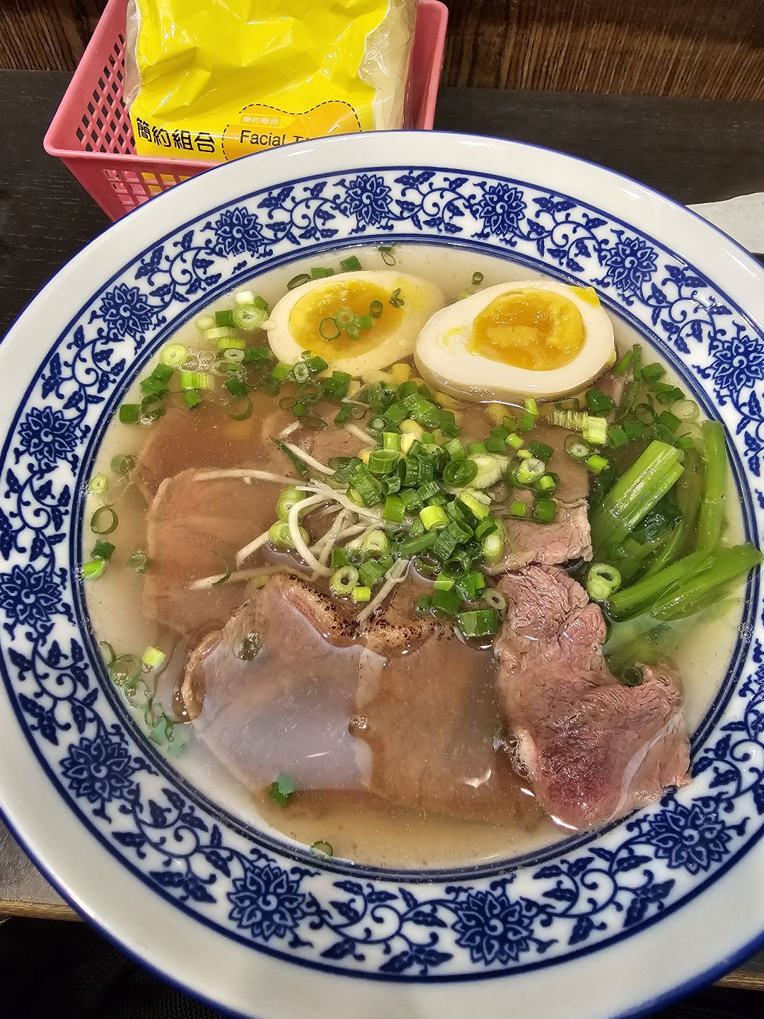 上泓園川燙牛肉麵