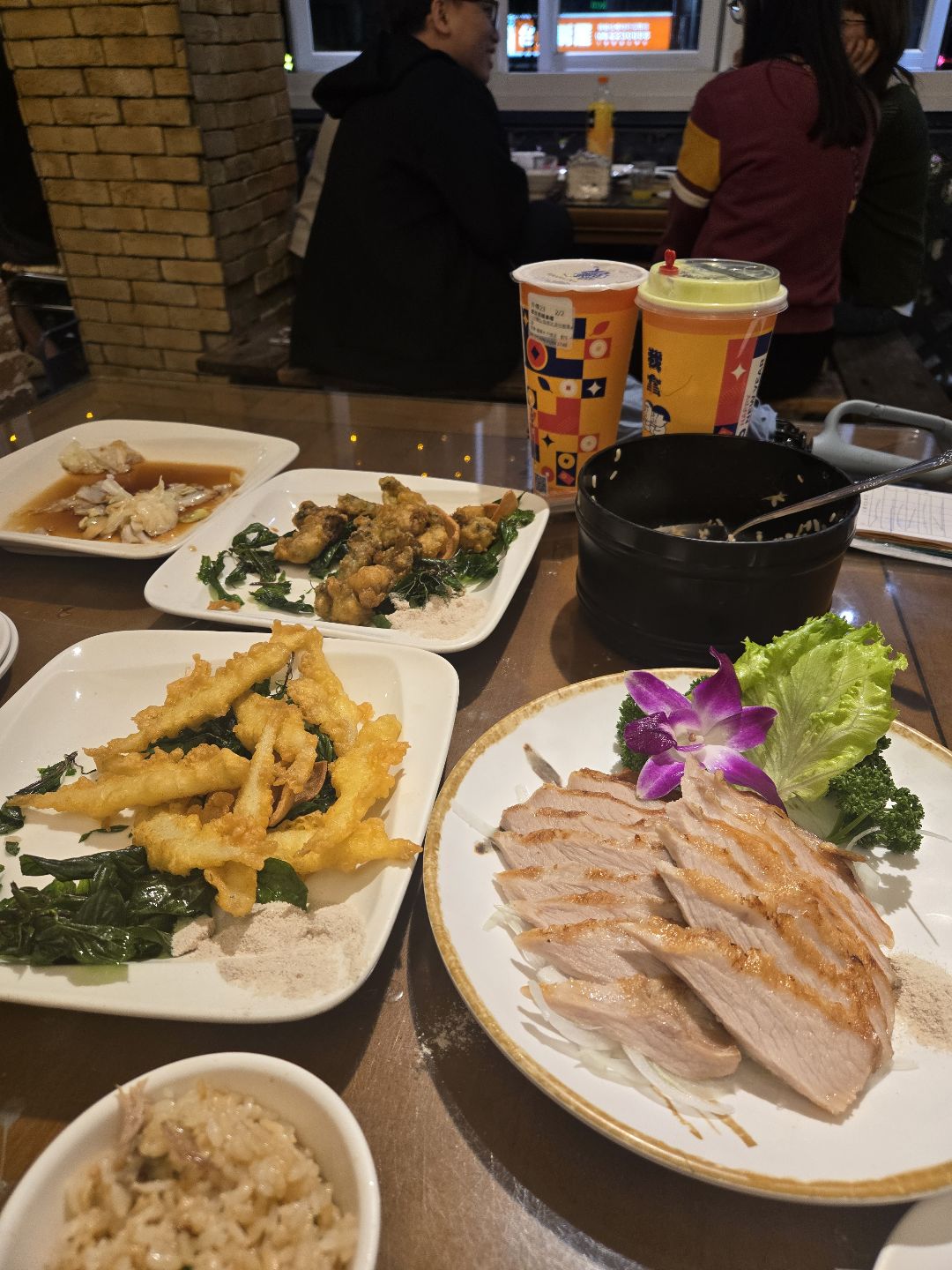 嘉義體育館碳烤海鮮