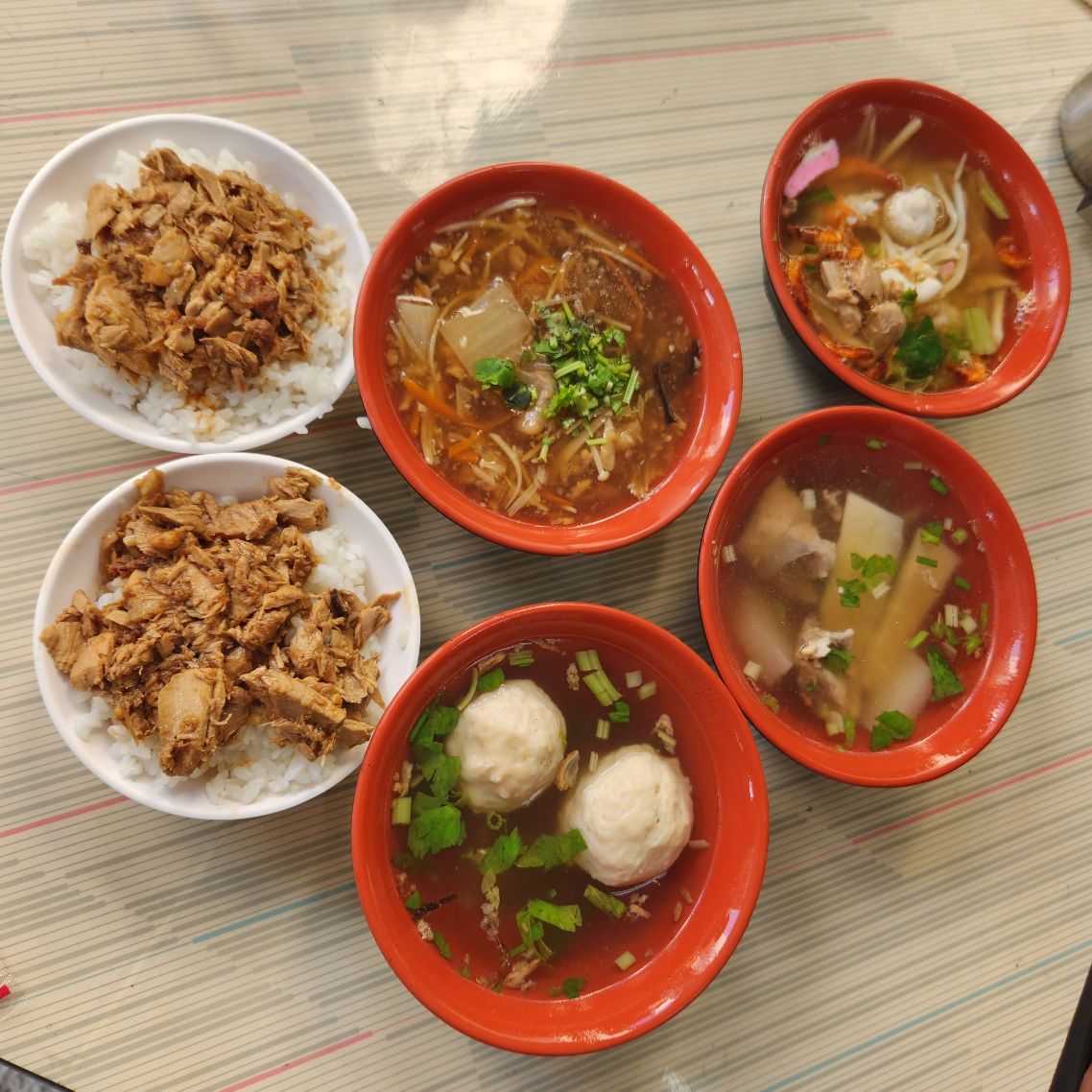 東港黑食堂