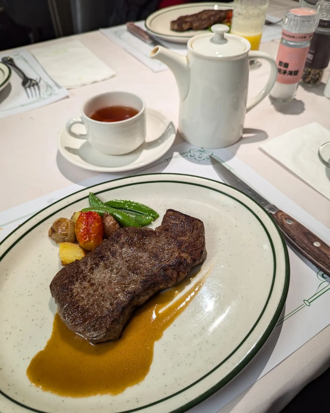 雅室牛排 仁愛圓環店