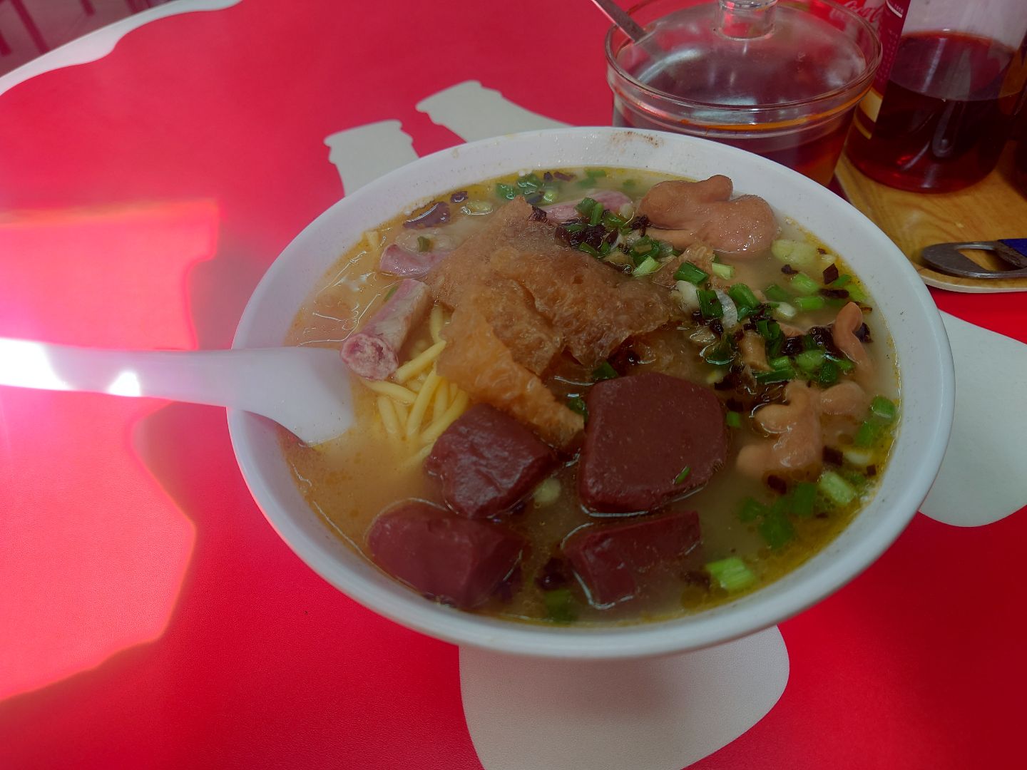 翁記潮州粉麵
西環皇后大道西455-485號龍暉花園地下19號舖