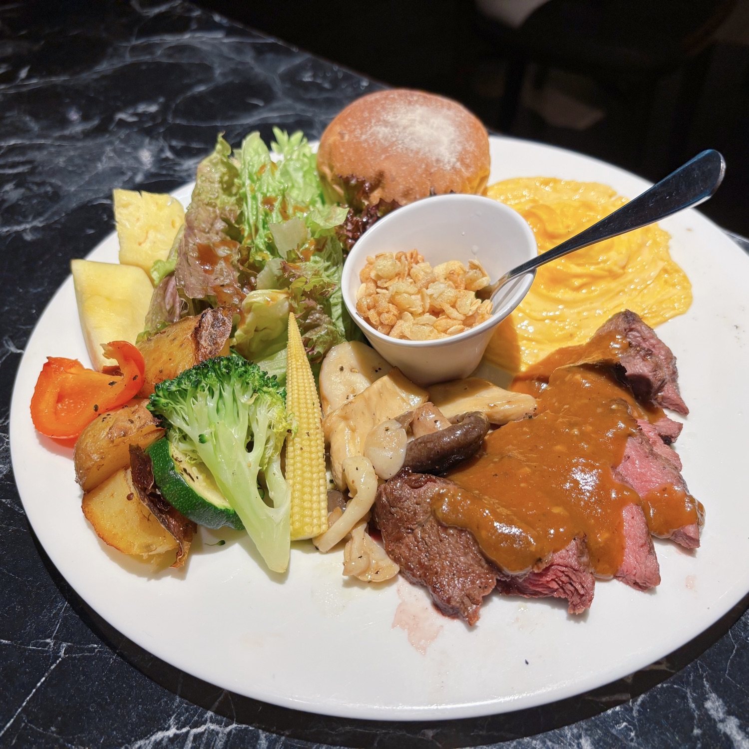 BUNA CAF'E 布納咖啡館 信義店