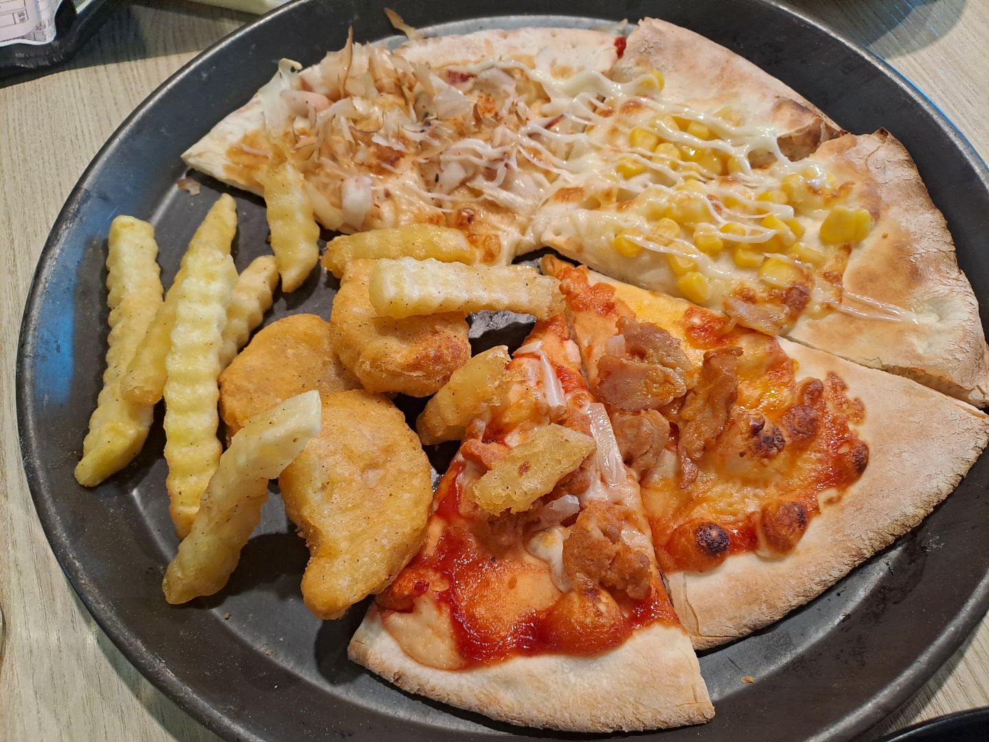 菈菈派手工窯烤披薩