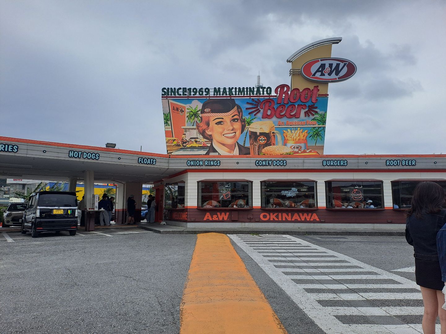 A&W Makiminato