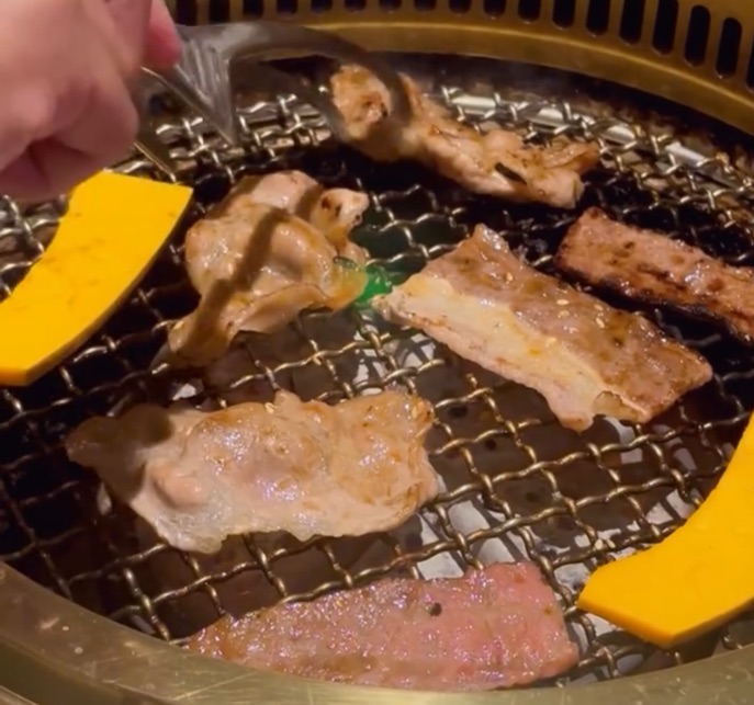 茶六燒肉堂公益店