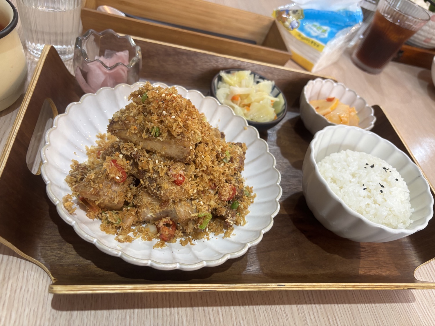 巷子裡的小餐館