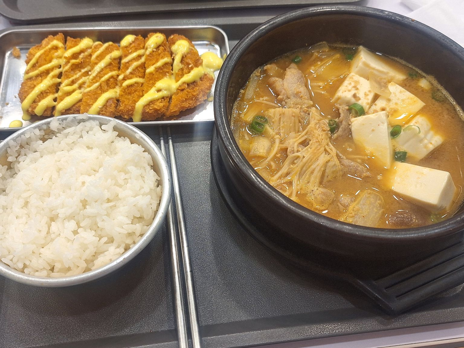 明洞美食헬로명동분식