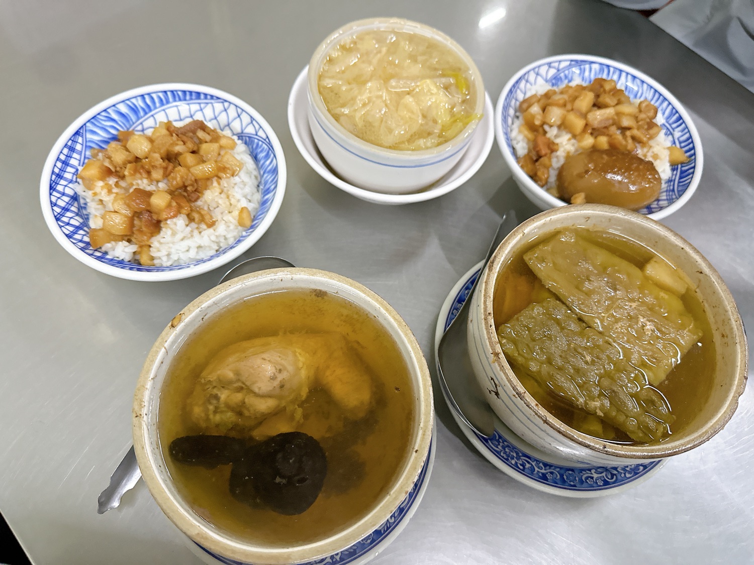 源味燉品屋
