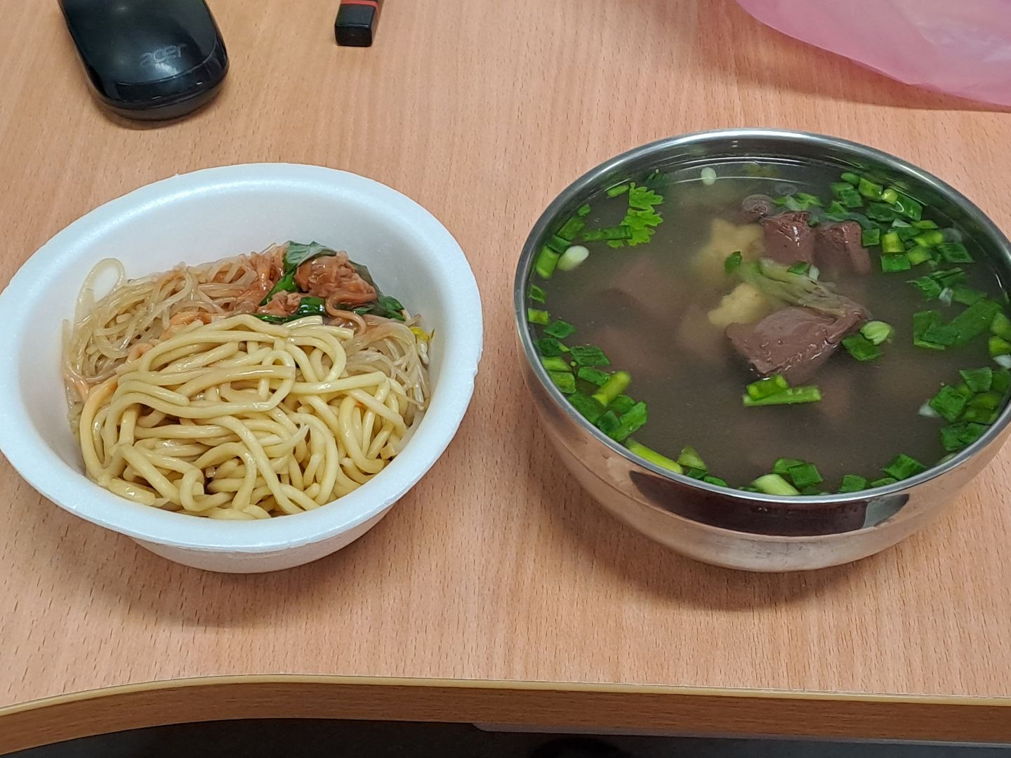 南福祠-炒麵豬血湯