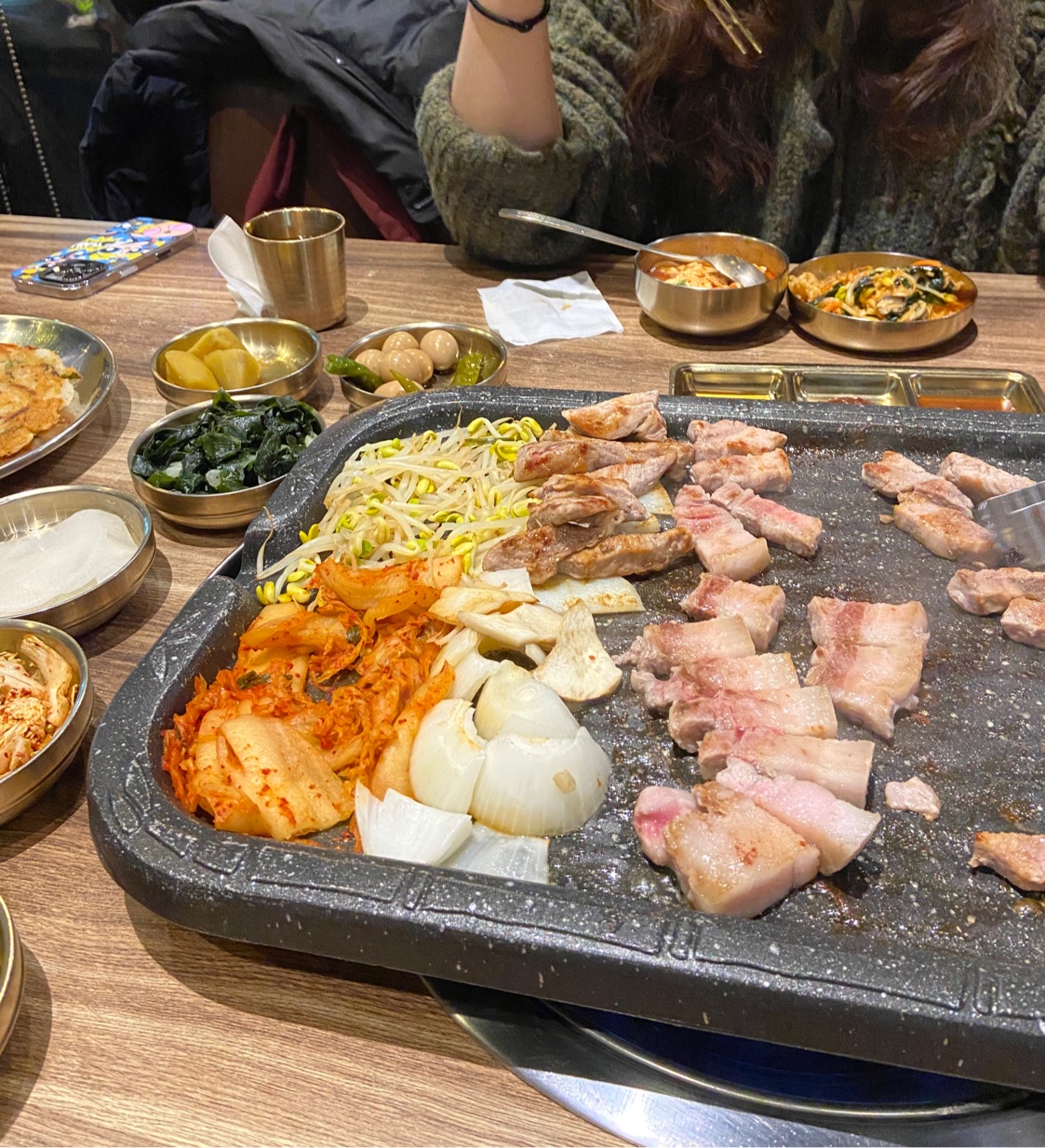 水刺床韓式烤肉餐廳-青海店