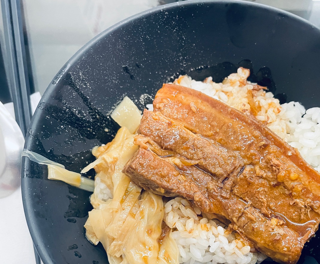 嵐爌肉飯（原夜間部）移至新民路858號