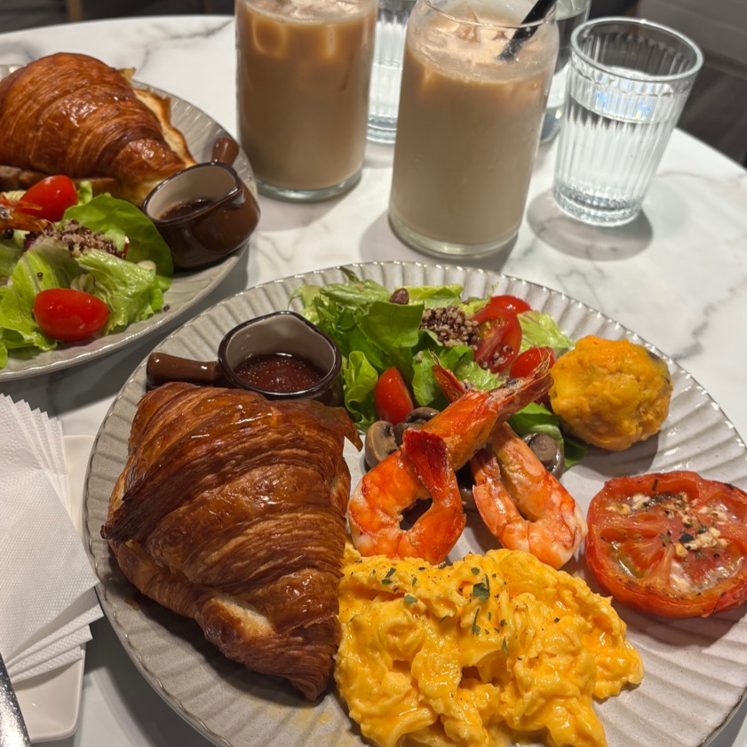 Could be café 一 庫比咖啡美式餐廳 小巨蛋店