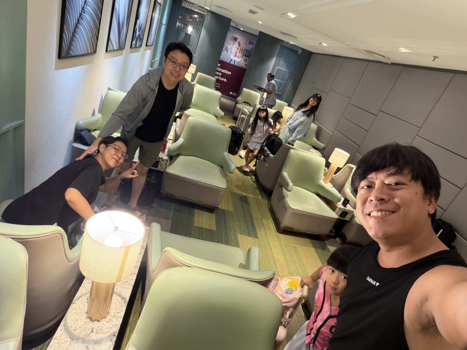 Plaza Premium Lounge (International Departures)