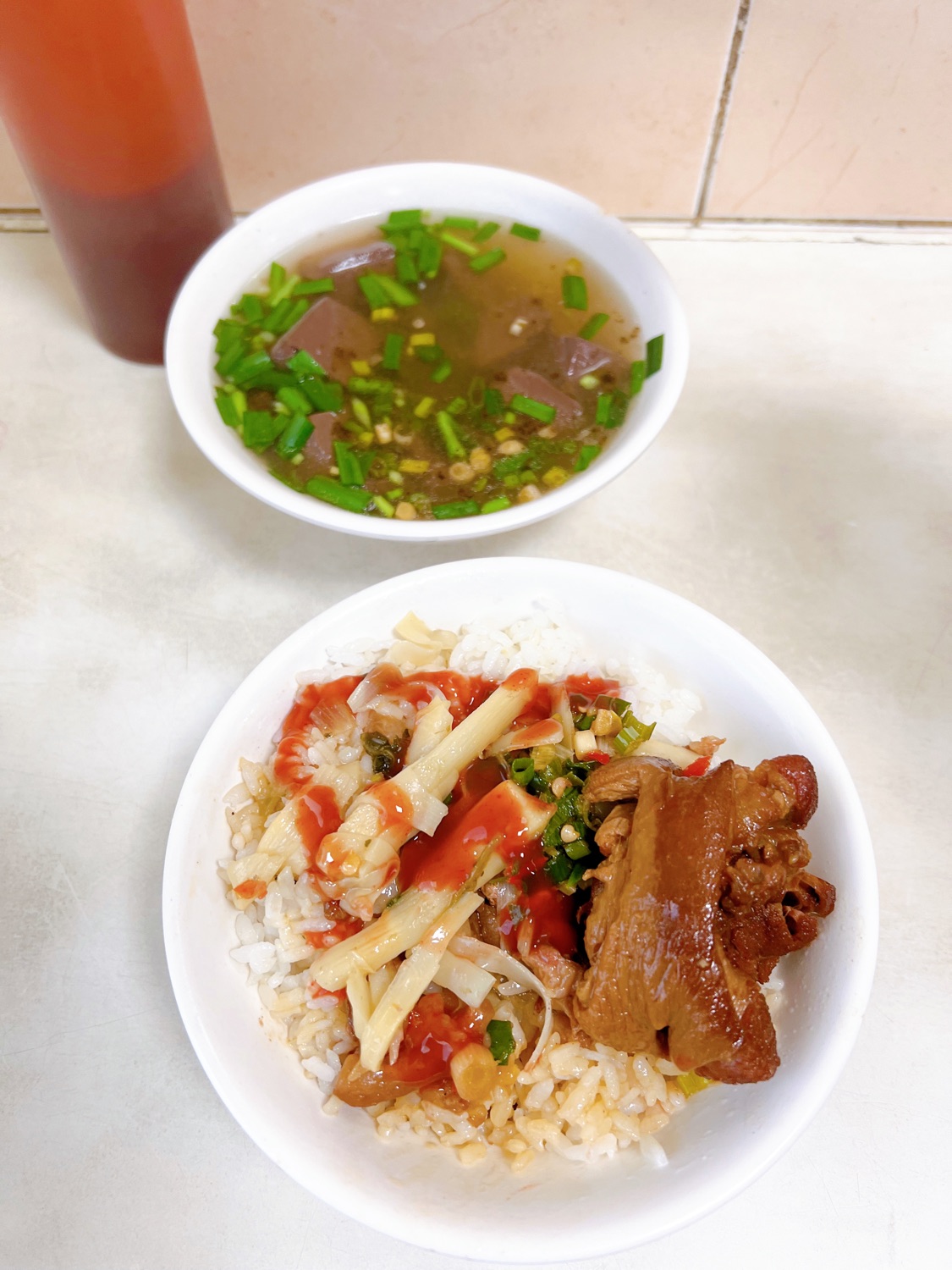 康康豬豬血湯