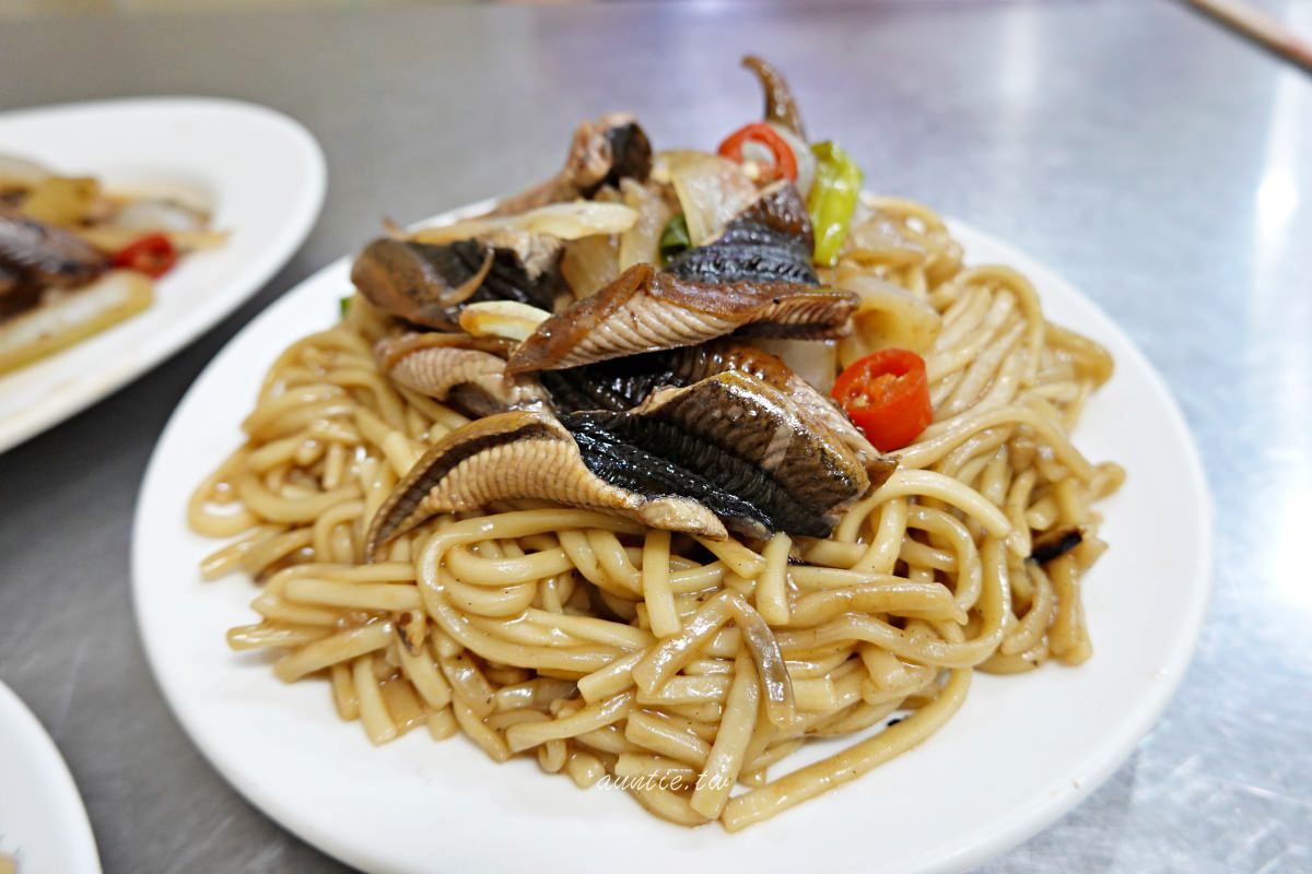 羅山生炒鱔魚麵