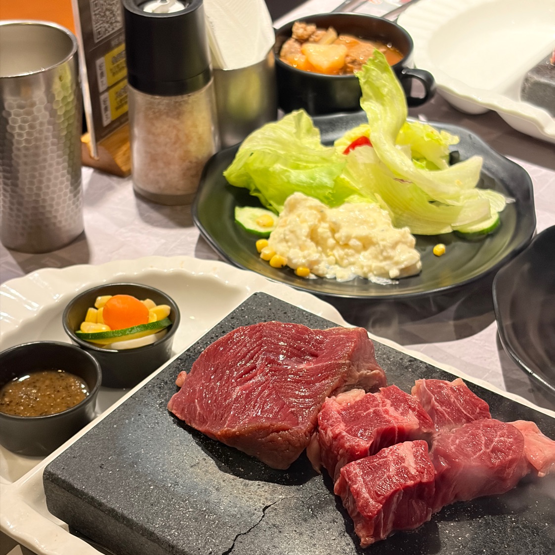 洋石岩燒牛排