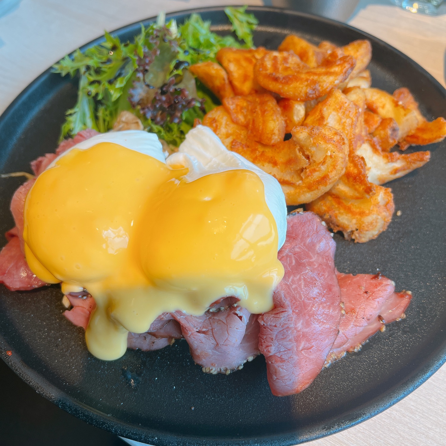 Second Floor 貳樓 淡水站前店