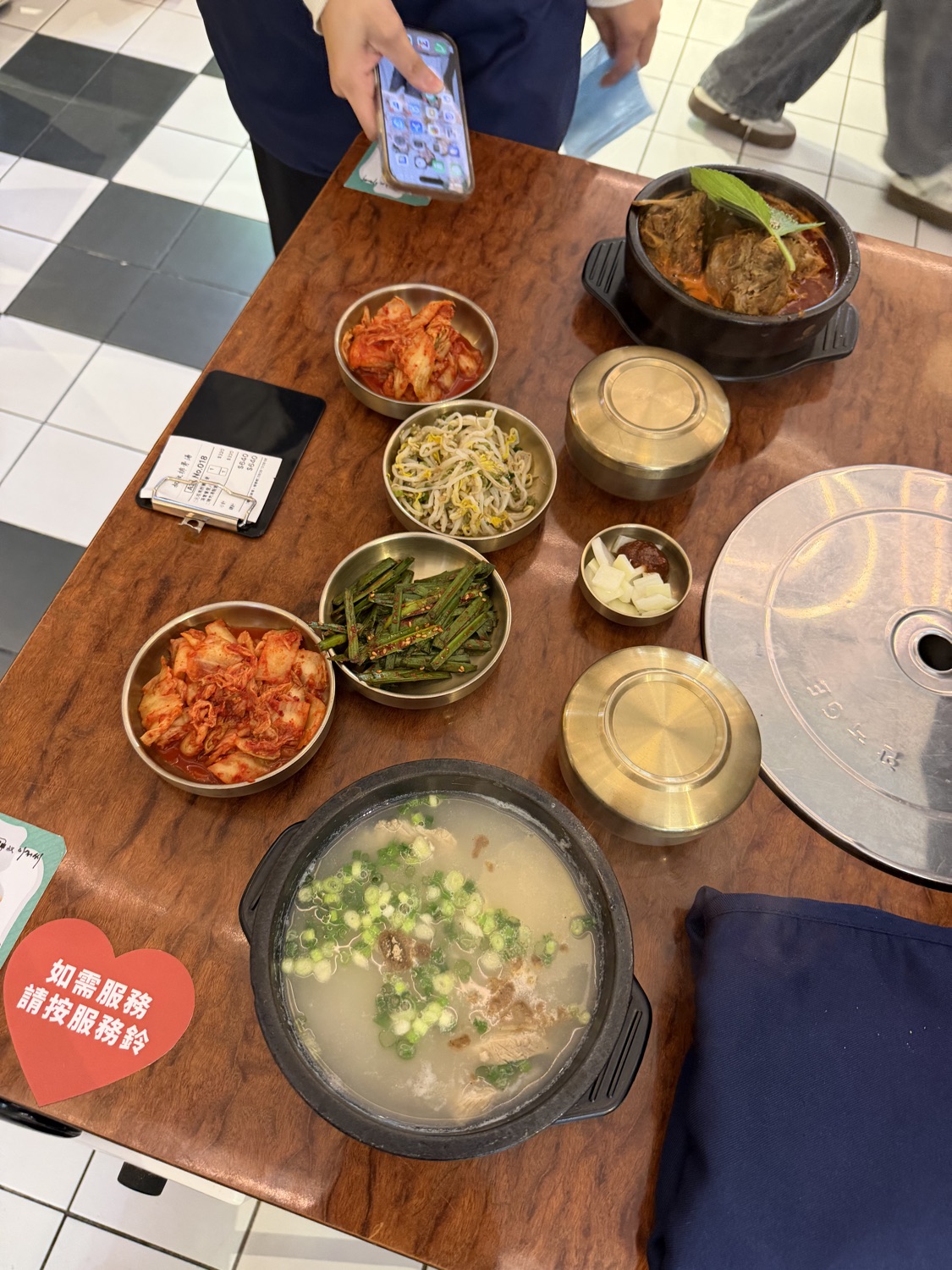 UNCLE-K 排骨火鍋店 uncle kamjatang(叔叔K)