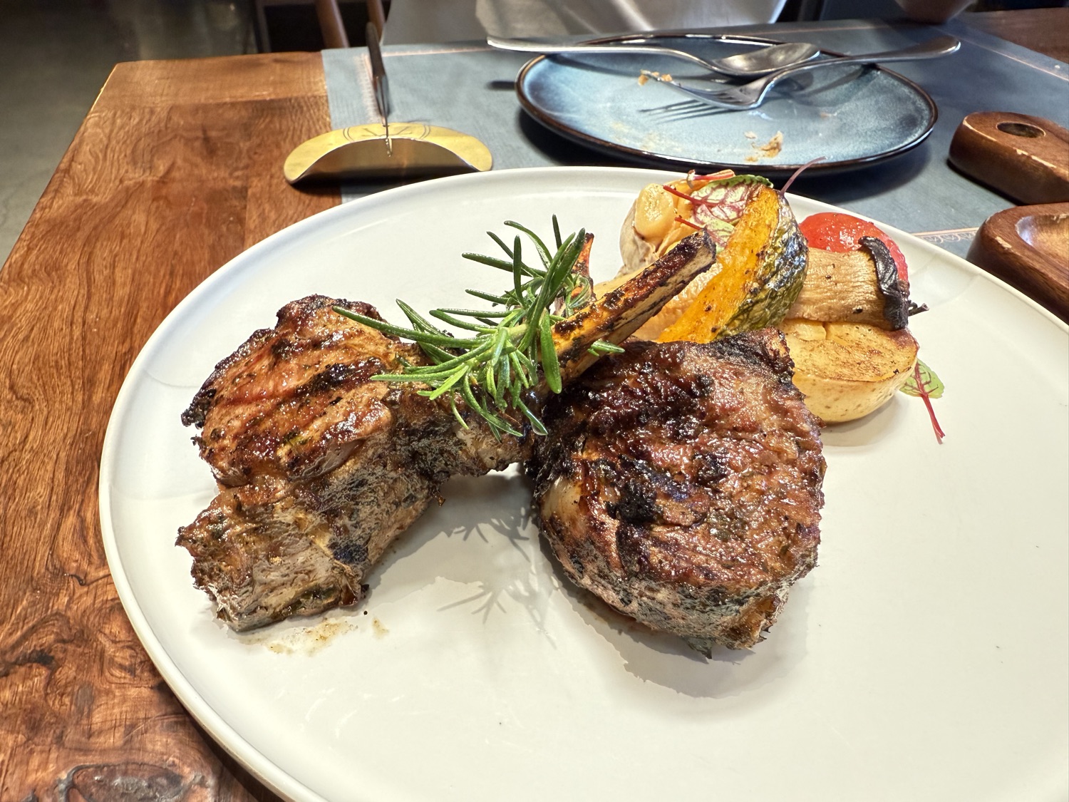 Ayres Tango 阿根廷牛排餐酒館