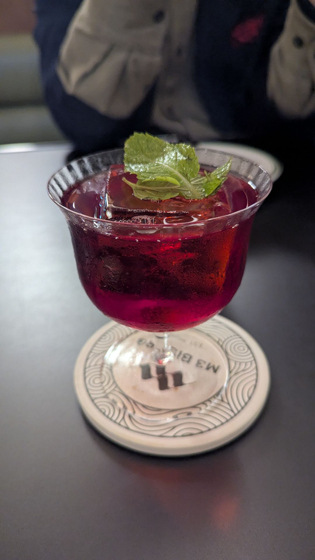 M3 Bistro 餐酒館 | 人氣餐酒館 酒吧 美食餐廳 調酒DJ BAR restaurant