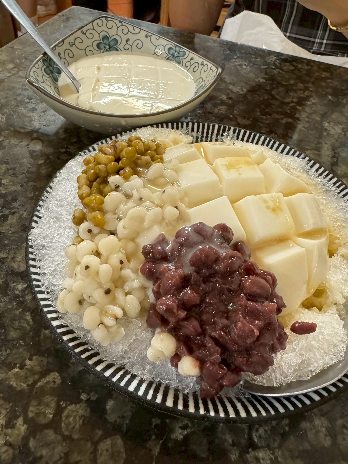 懷舊小棧杏仁豆腐冰