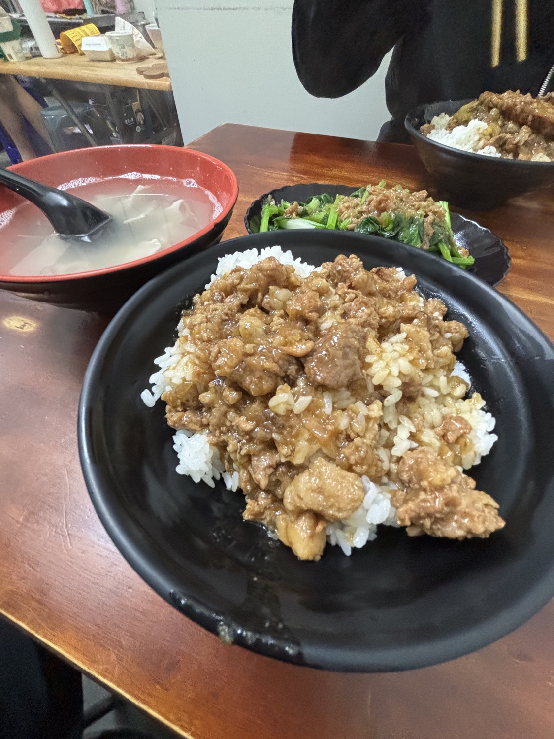 陳ㄟ排骨