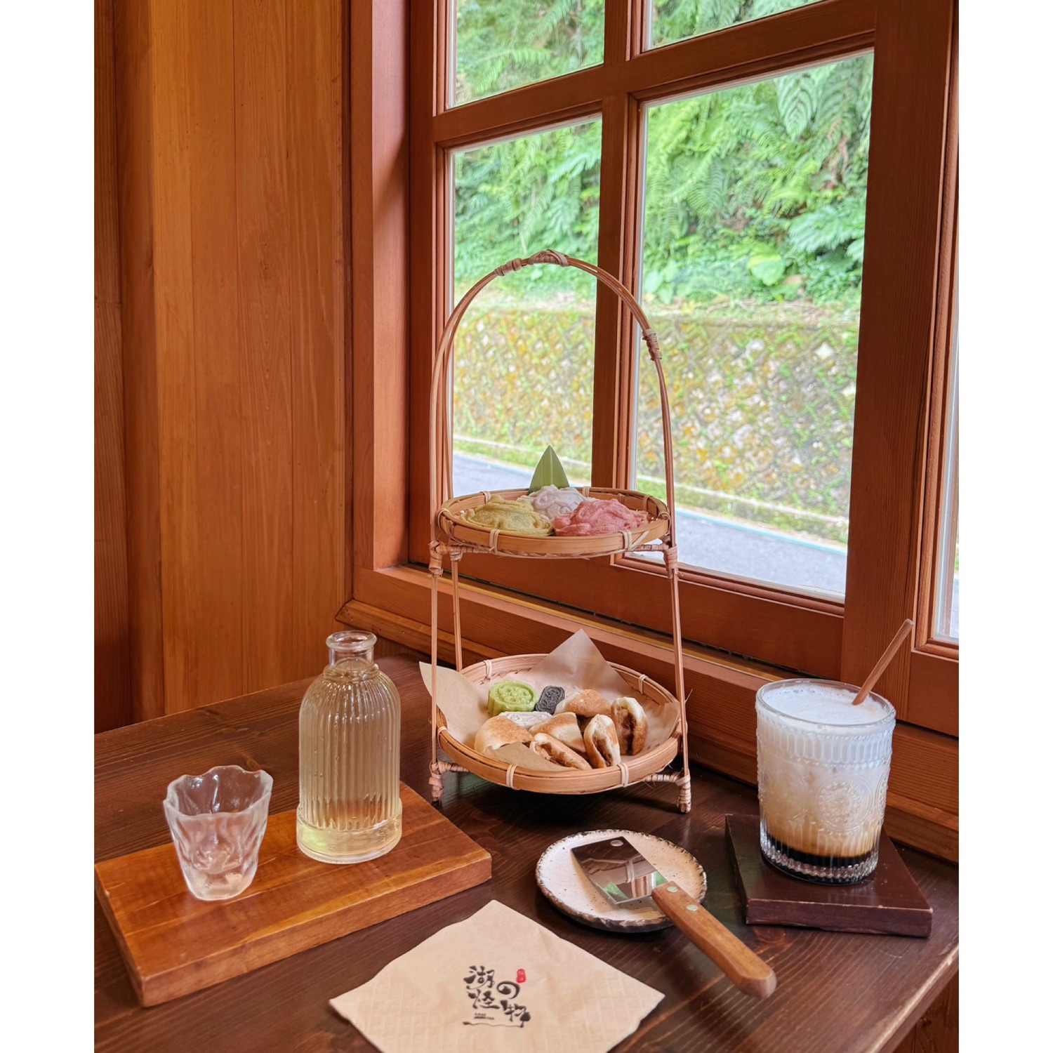 日月潭 湖の怪物 咖啡（全預約制，僅提供IG預約）