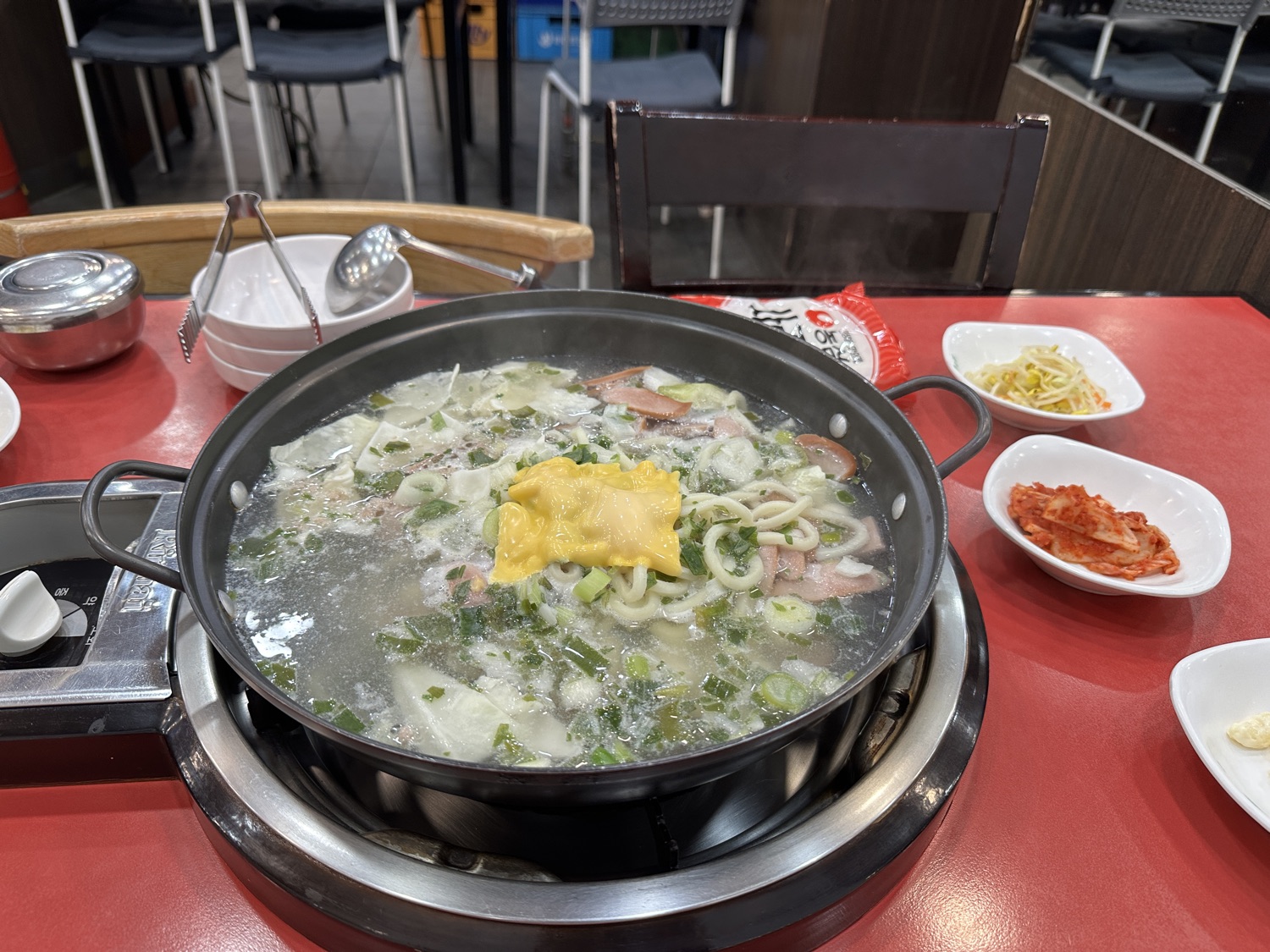 놀부부대찌개