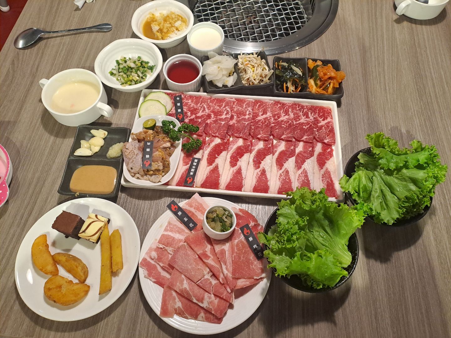 鉄鮮森 台中新時代店