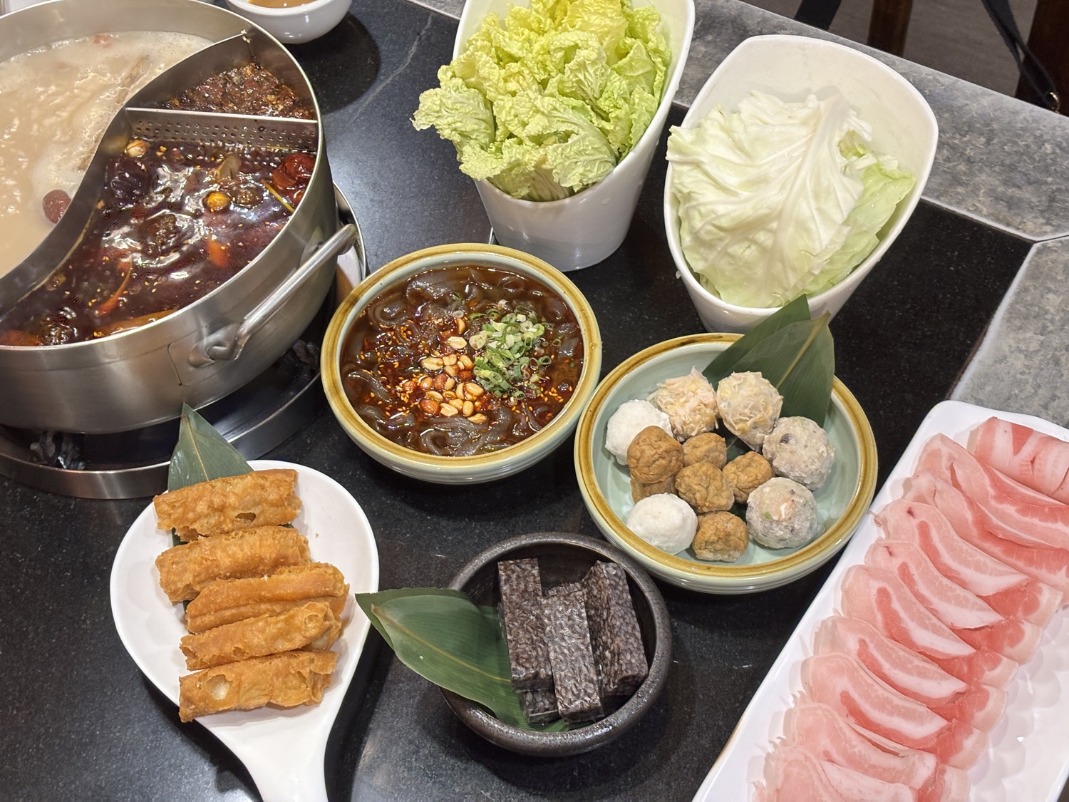 老四川巴蜀麻辣燙(公益店)