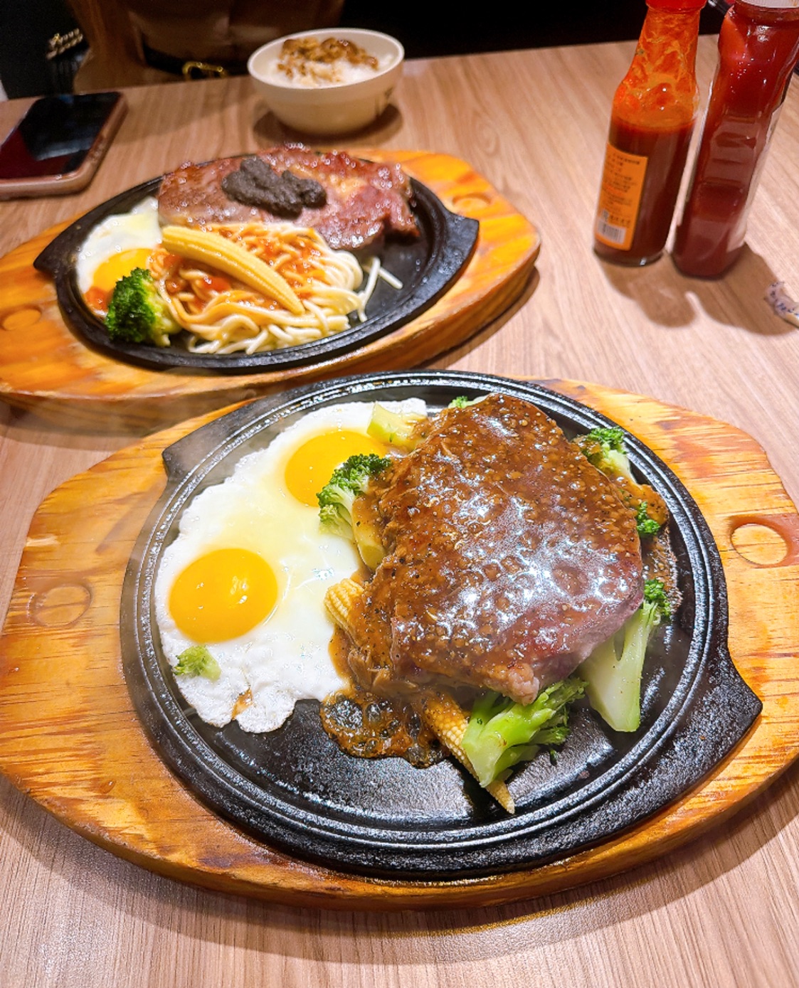 人从众厚切牛排(桃園大同店)-桃園牛排|台式牛排|桃園旗艦店