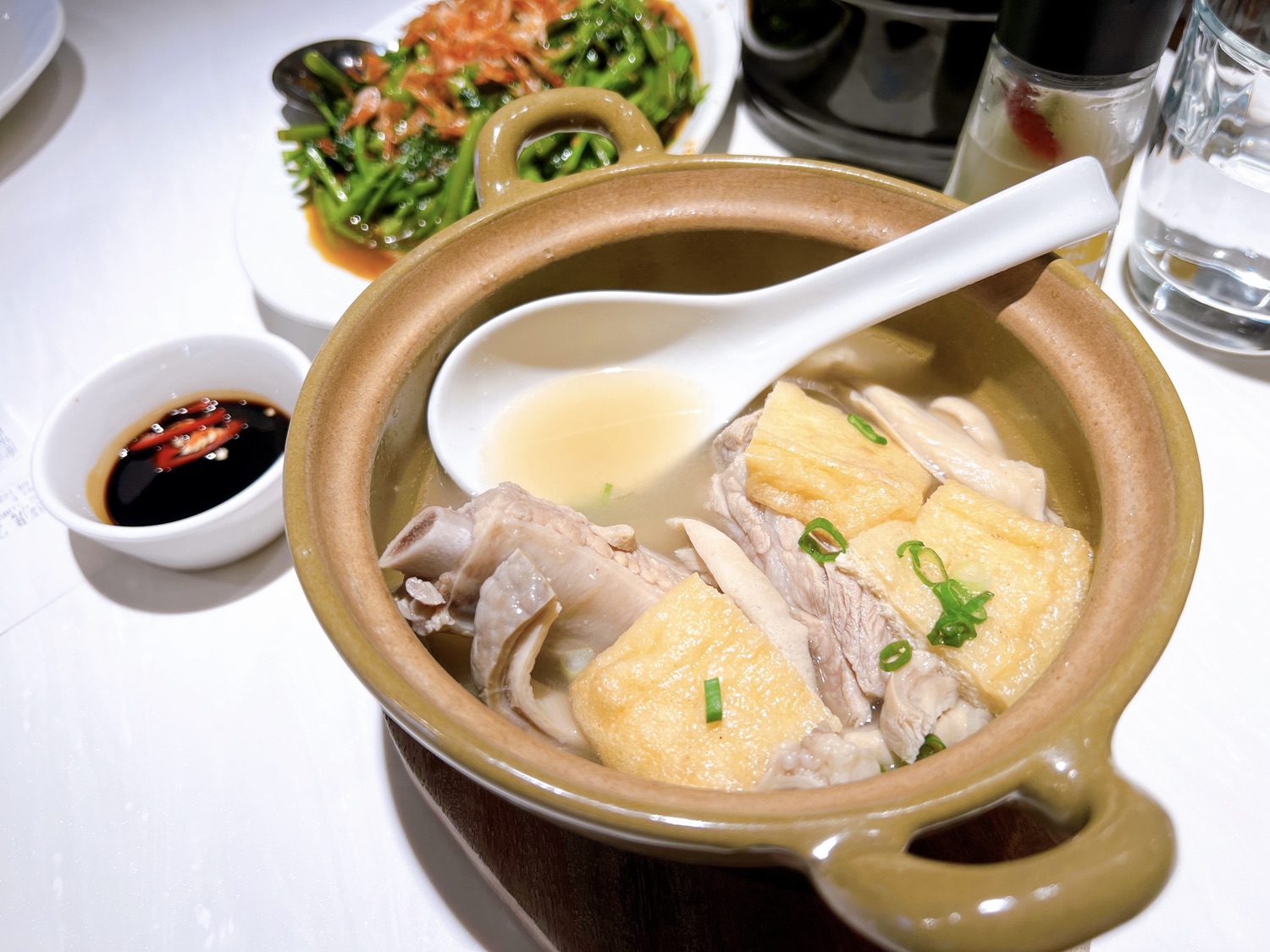 YABI KITCHEN 台北誠品南西店