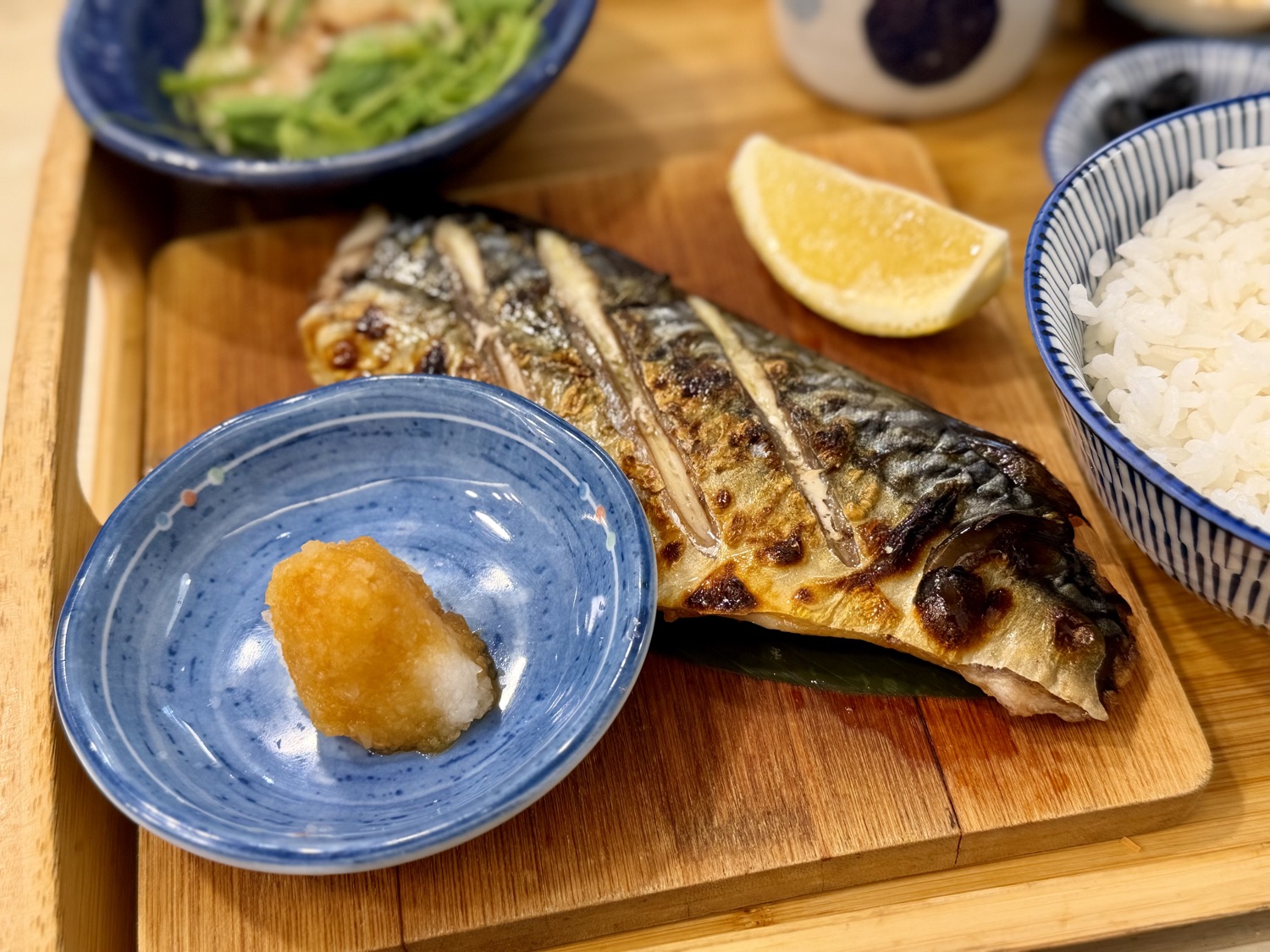 芝生食堂 忠孝新生店